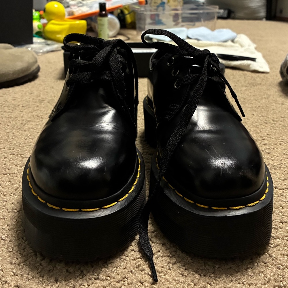 Dr. Martens Black Platform Shoes women sz 6